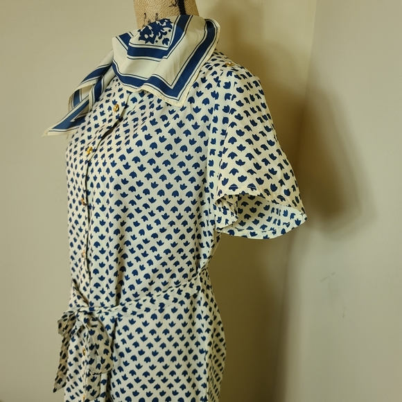 Vintage Toronto Maple Leafs Shirt Dress and scarf - Picture 9 of 12